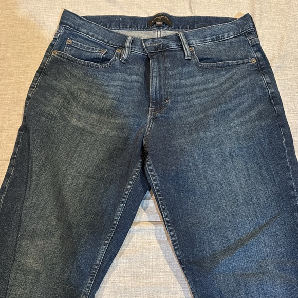 Banana Republic Slim Jeans - Picture 3 of 5